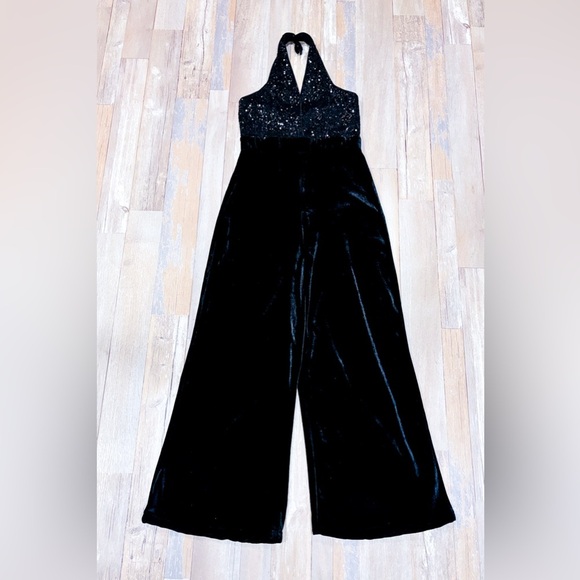 VENUS Black velvet and sequin jumpsuit with open back - Picture 1 of 9